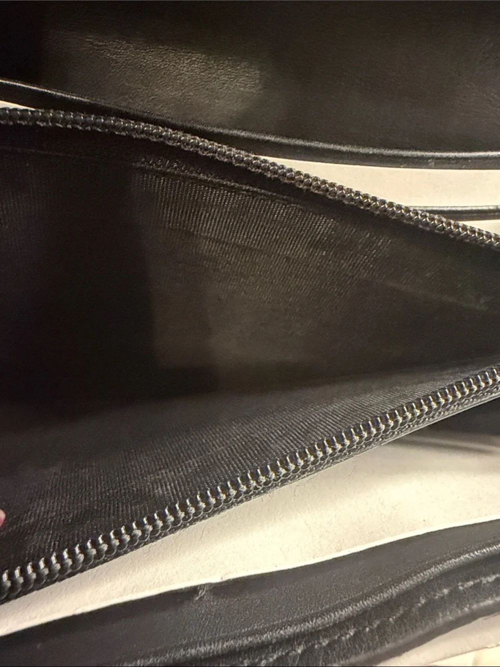 Gucci Black Leather Continental Wallet with Gold Double GG Emblem - Picture 11 of 12